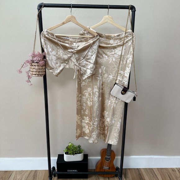 Reformation Beba 🕸Silk🕸 Two Piece | Sable 🎉SALE🎀 NEW - Picture 5 of 16